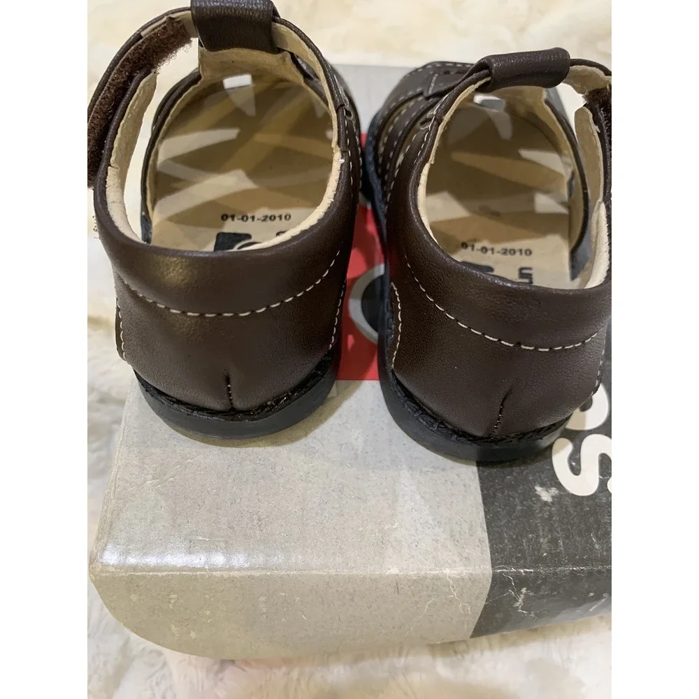 NIB See Kai Run Evan Fisherman‎ Sandals Brown US size 3